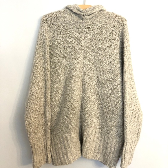 Anthro Angel of the North Chauvet Gray Cardigan - Picture 5 of 7